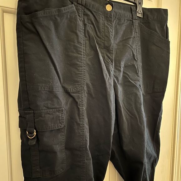 Ruby Rd black cargo pants size 16W - Picture 3 of 7